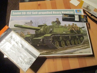 Trumpeter 01571 M 1:35 SU-152 Self-Propelled Heavy Howitzer OVP´Alu Rohr+Fender