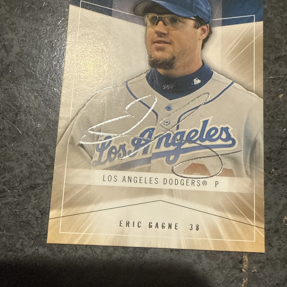 2005 Skybox Autographics - Eric Gagne #29 - Image 2 of 4
