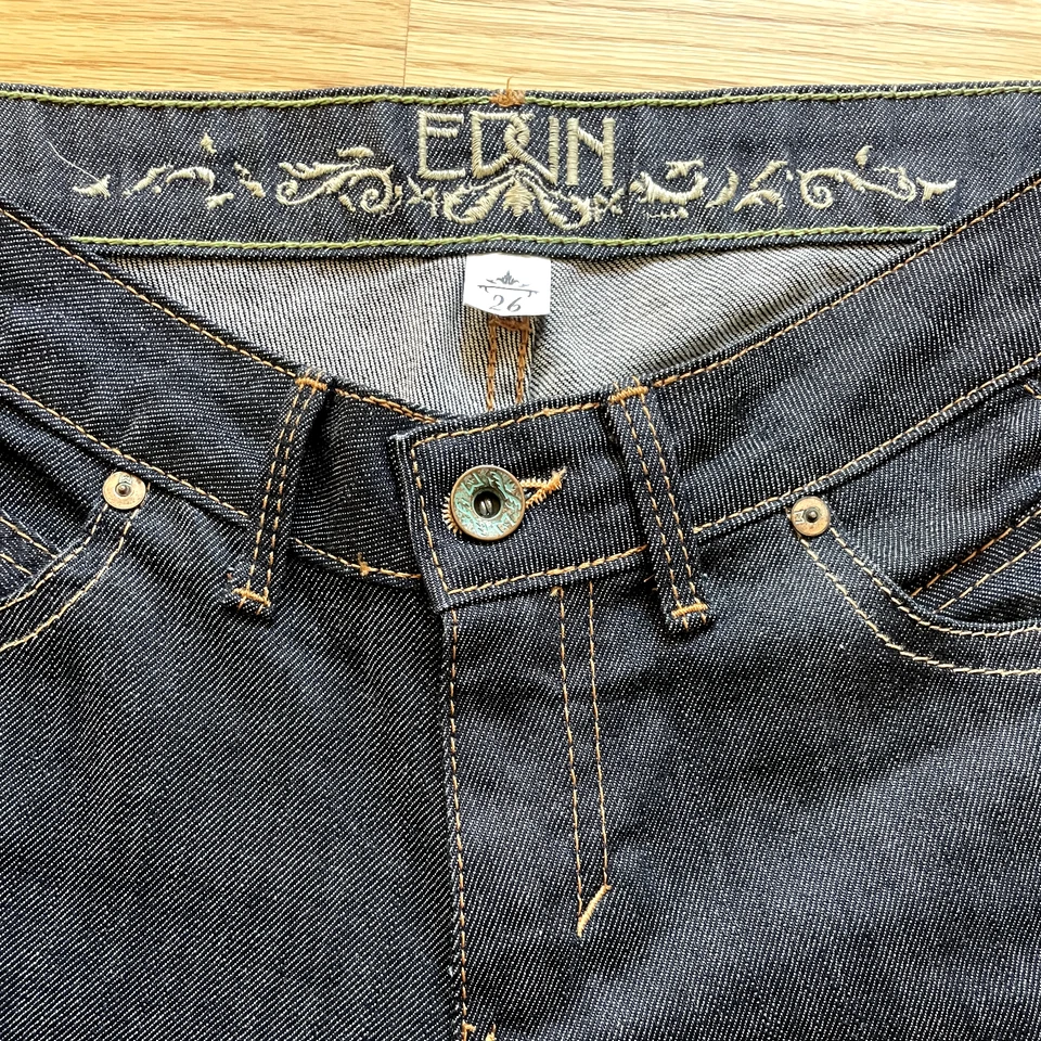 Pantalones de mezclilla para mujer Edun lavado oscuro, color negro/azul marino, corte boot, vintage Y2k Foto 3 de 3