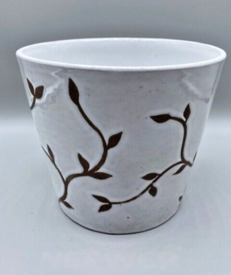 IKEA Flower Pot KAKAO 18431 Beige with Embossed Vines 5.25