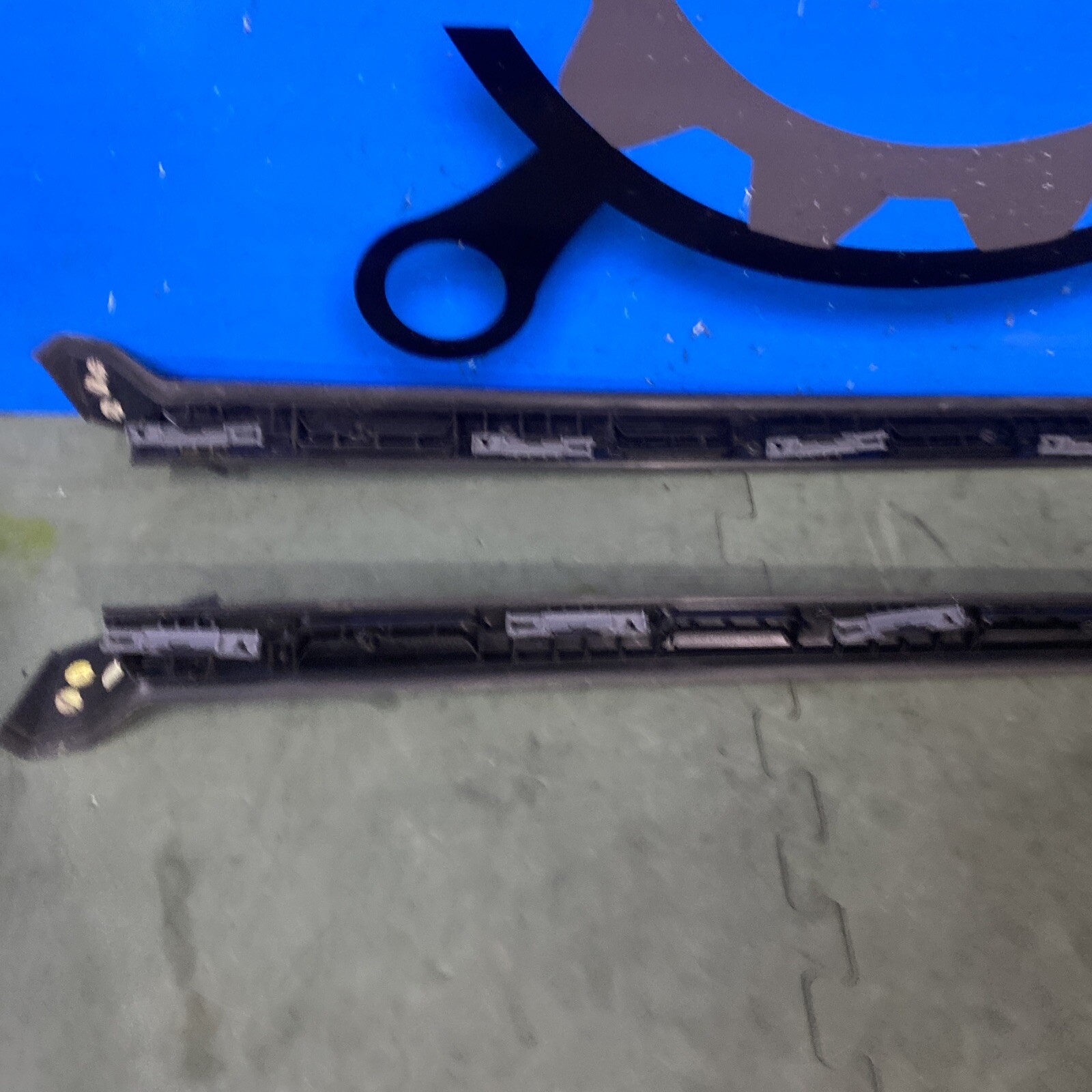 GRNDLAND X 2020 Windscreen Trim Moulding LEFT & RIGHT YP00051580 
