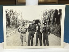 US Army Soldiers WWII Era VTG Photo Lt 140