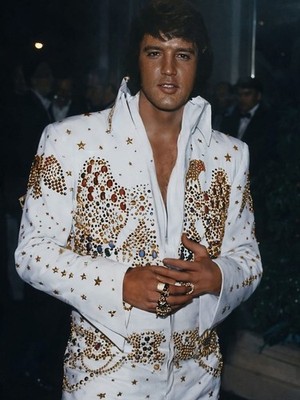 ELVIS PRESLEY 8x10 Original Photo Iconic Portrait Collectible Memorabilia rock