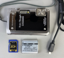 Olympus Stylus Tough 8010 14MP Shock/Waterpro...