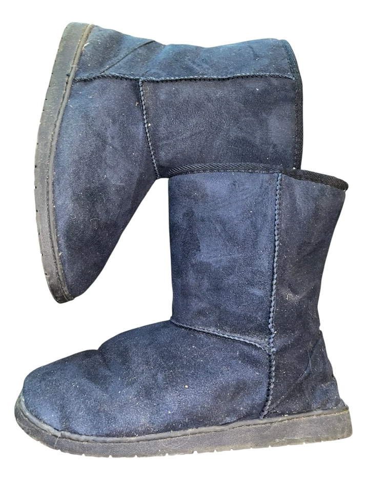 Women’s Blue DAWGS Size 8 Fur Lined Boots - Image 2 of 4
