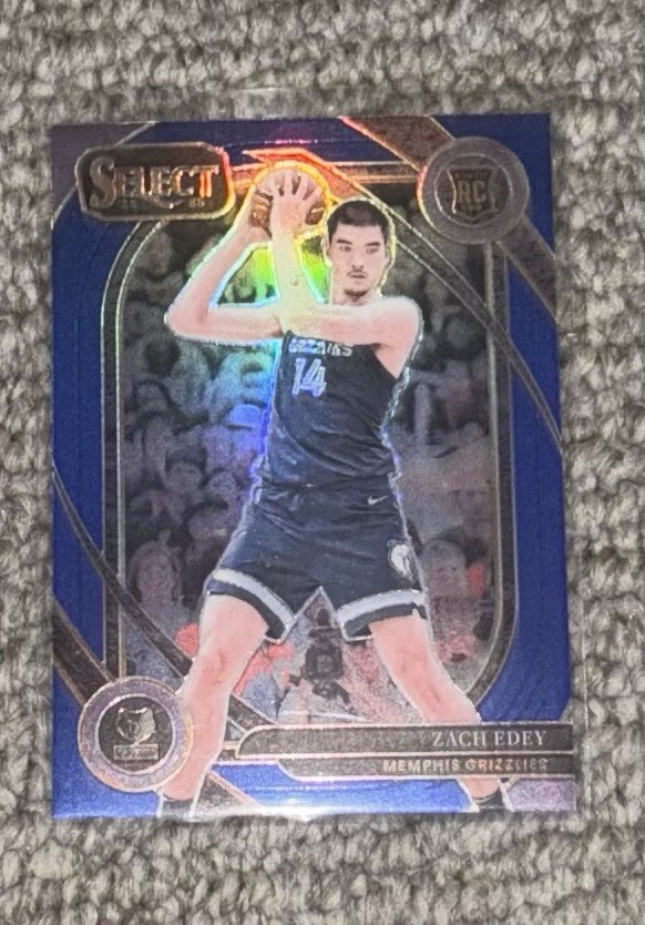 2024-25 Panini Select Zach Edey Courtside Blue Prizm (RC)