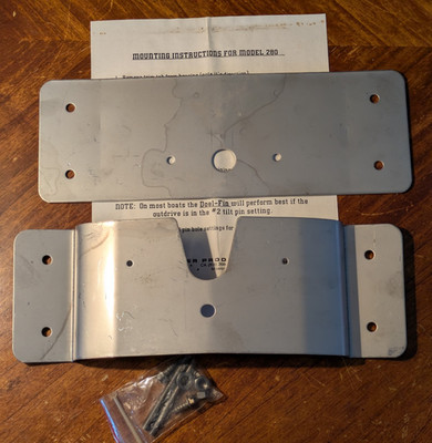 Brand New Old Stock Hydrofoil Doel Fin Adapter for Volvo Model 280 NOS