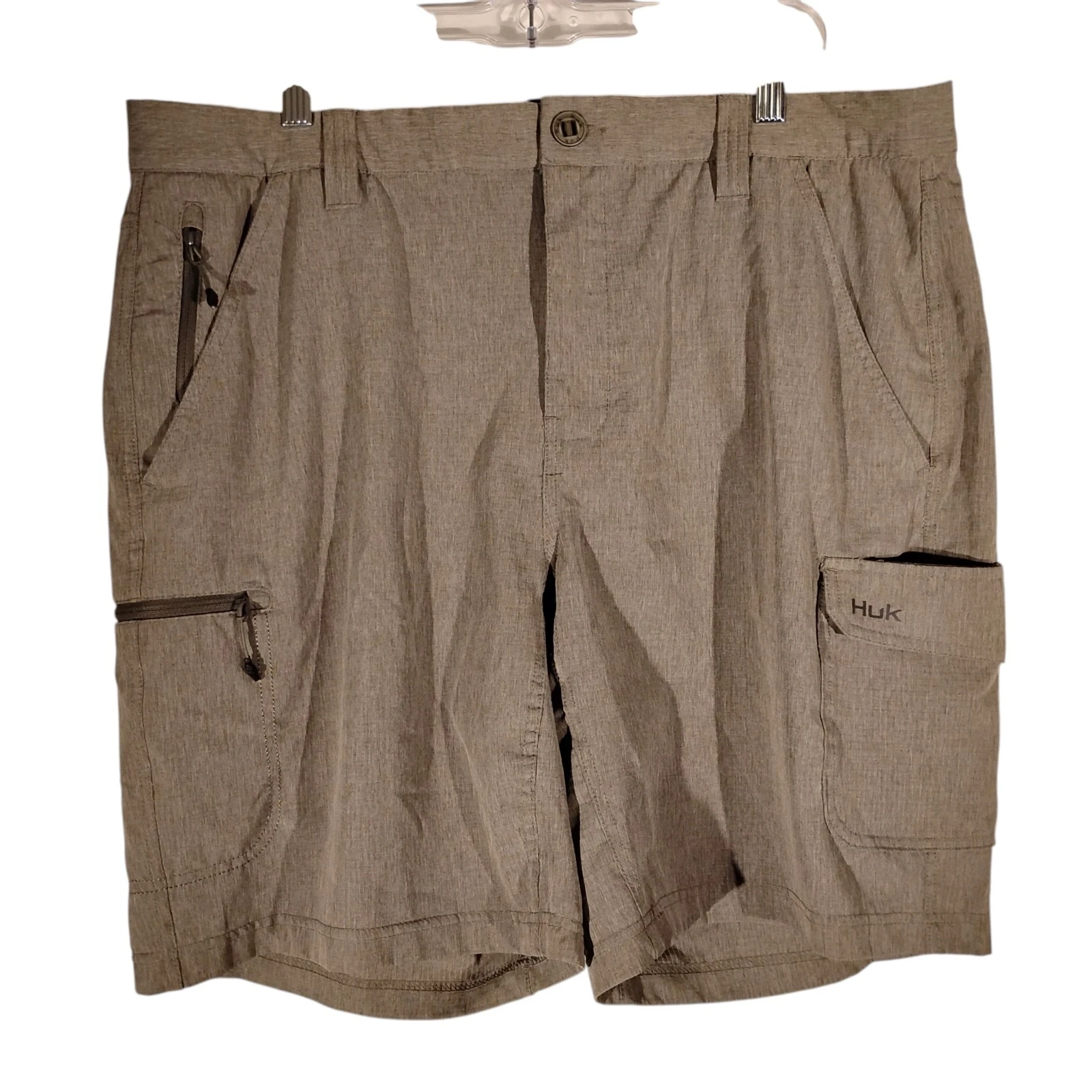 Huk cargo shorts mens XL XLarge 38 gray performance fishing stretch swim board