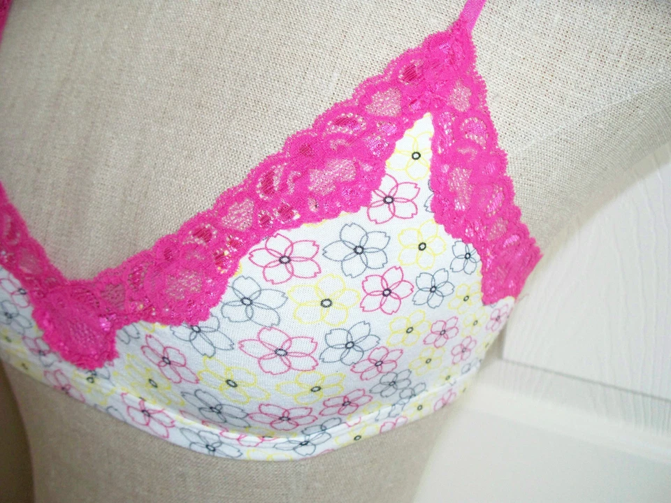 Sujetador Bralette Mezcla Rayón Encaje Rosa Magenta Estampado FLOR JAPONESA Honeydew - M Foto 2 de 4