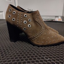 Image of Geox Leather Ankle Boots/ With Heel / Metal &Accents size Uk7 New
