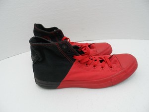 converse red tennis shoes