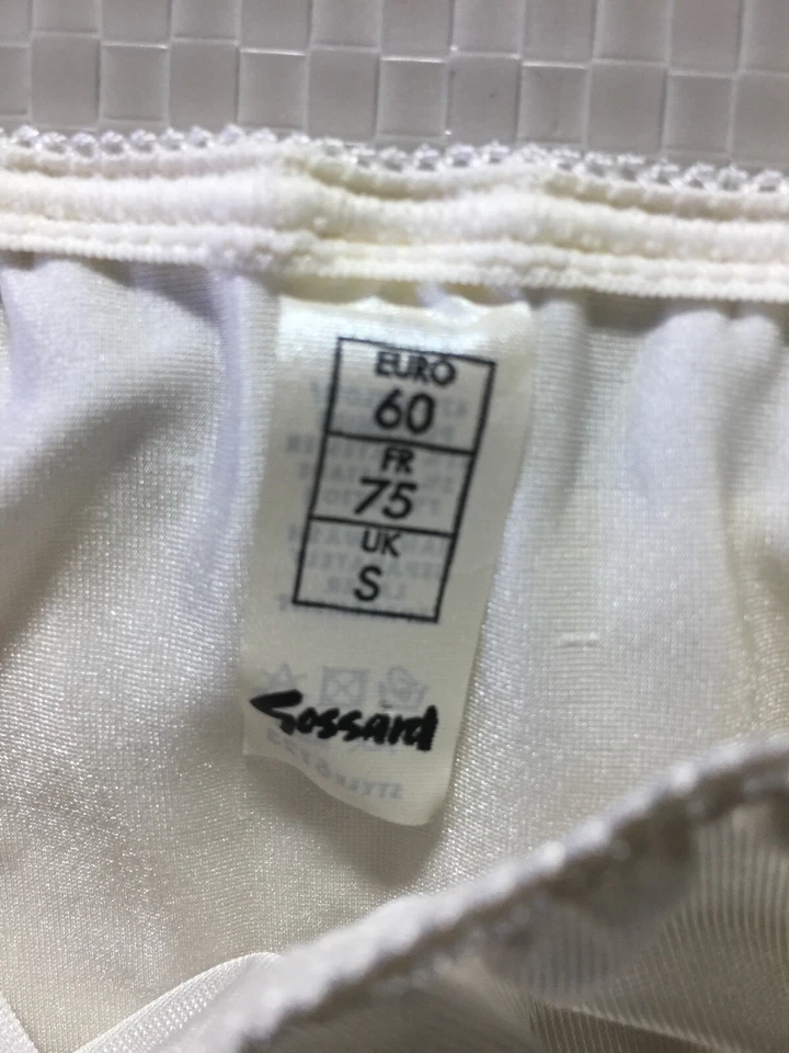 Bragas de bikini formales de tiro bajo de nailon satinado vintage GOSSARD talla pequeña 28 30 Foto 4 de 4