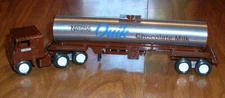 Nestle Quik Chocolate Milk Tanker '83 Winross Truck