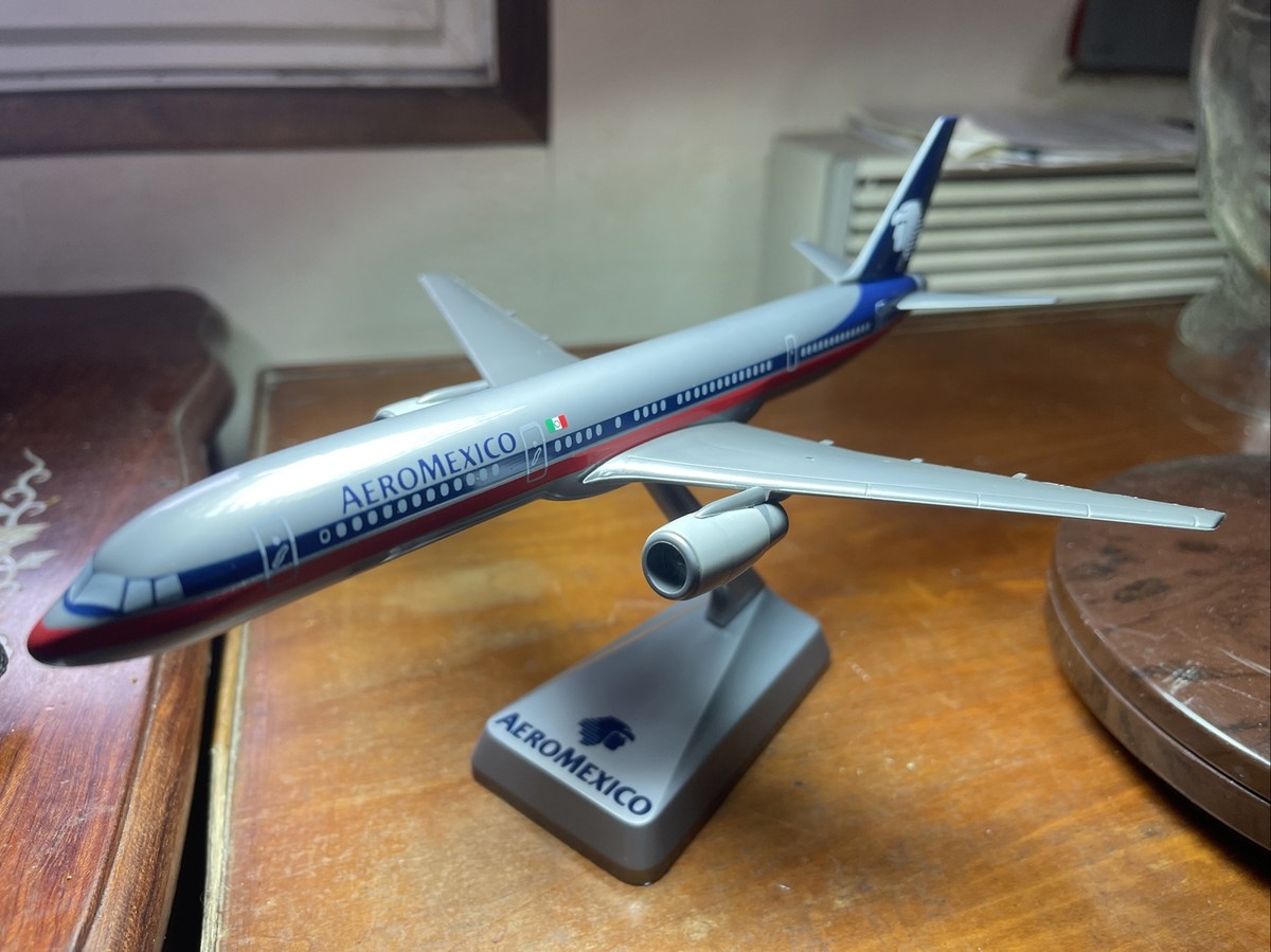 ACE HOBBY for AeroClassics AEROMEXICO for Boeing 767-200 XA-JBC 1:400 modelo preconstruido de aviones