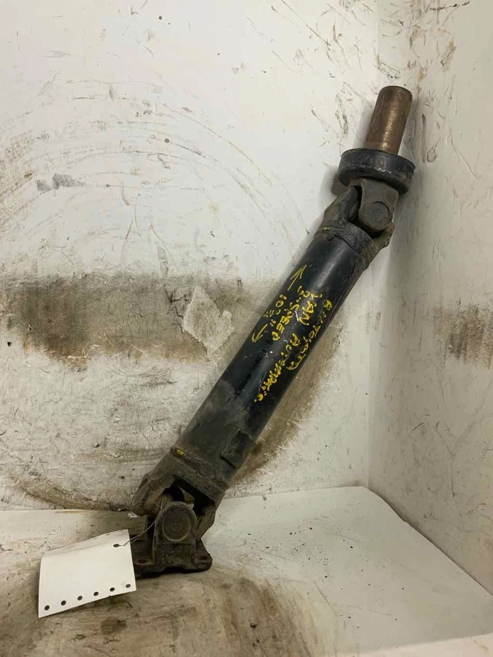 1984-1990 Toyota Van Rear Drive Shaft 371102815010.75 W-W Auto Trans 431-58241 - Image 3 of 4