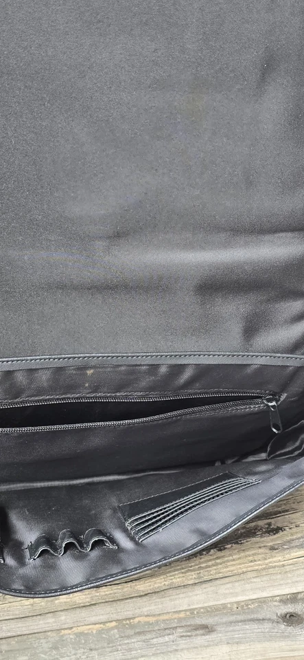 Bolso Mensajero de Hombro para Laptop Perry Ellis Portfolio Negro Cuero Genuino Foto 2 de 4