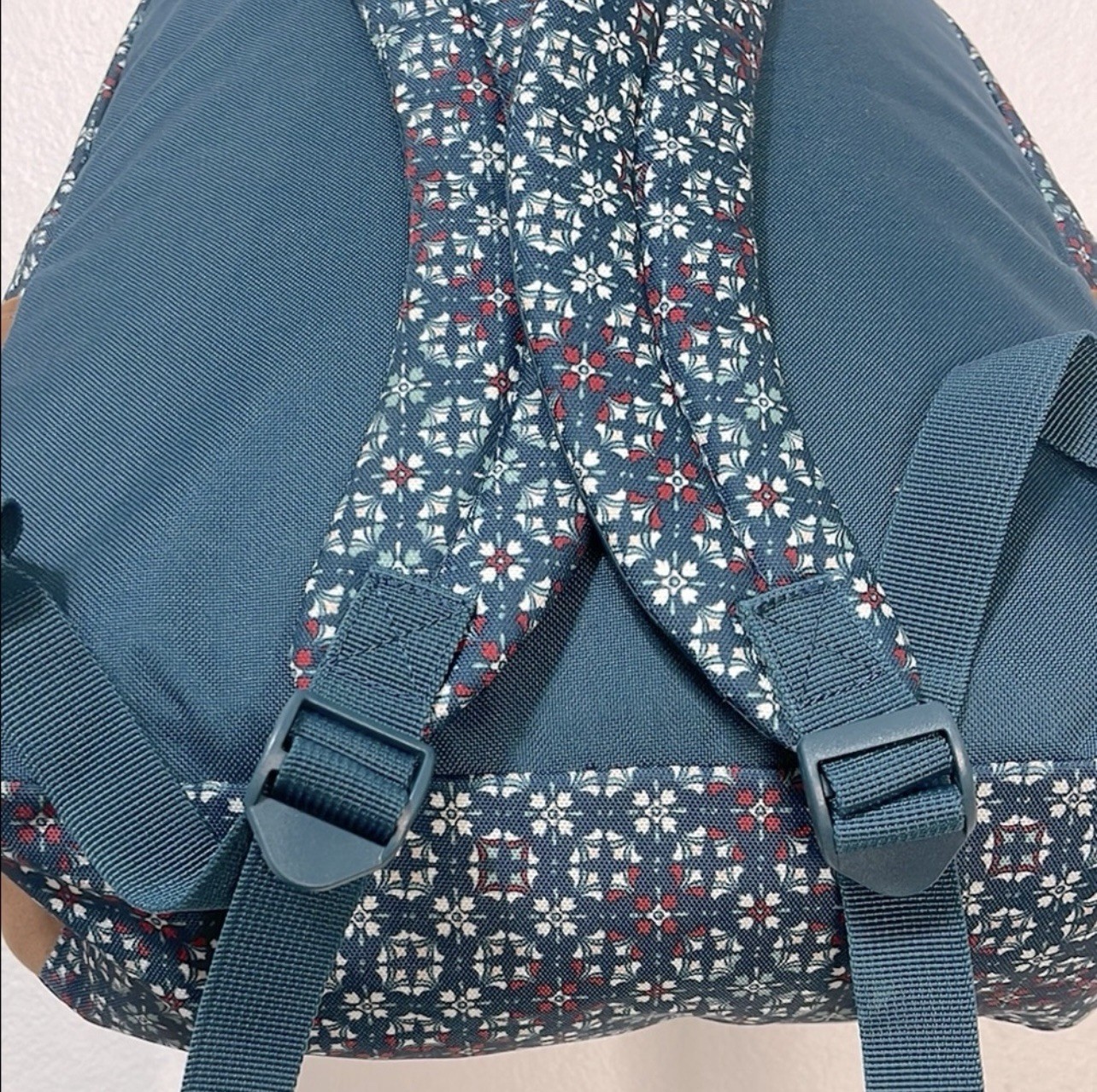 Roxy Blue/Brown Geometric Pattern Backpack EUC No… - image 7