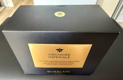 Guerlain Orchidee Imperiale Home Fragrance Spray 100ml & Scented Candle Gift Set