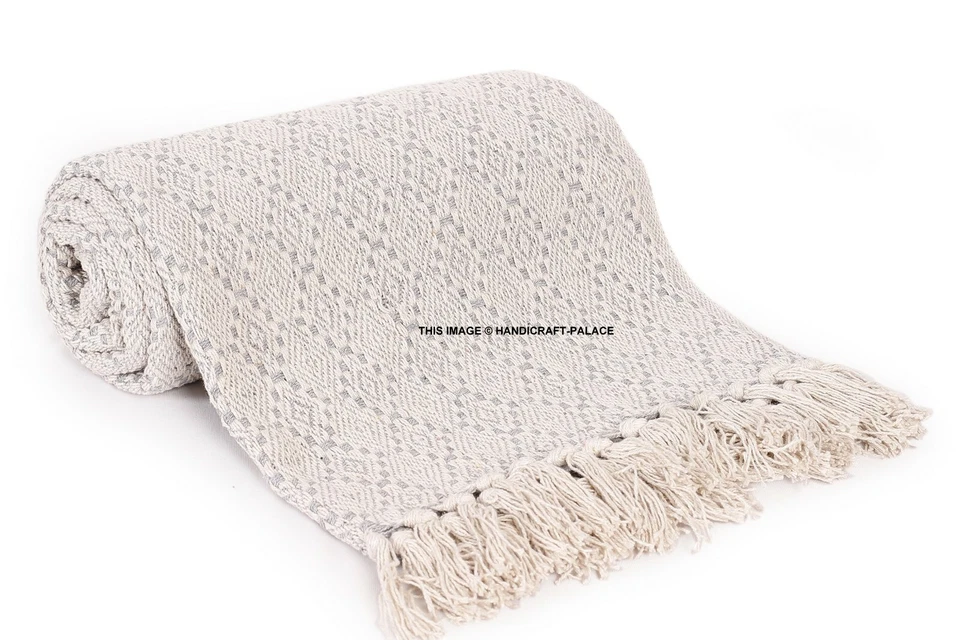 Indian 100% Cotton Woven Lounge Sofa LARGE Throw Rug Grey Blanket 125x150 CM - Image 2 of 3