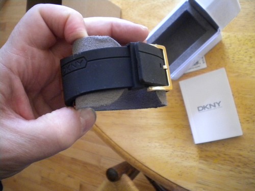 DKNY Digital watch never worn top of the line - Picture 2 of 3