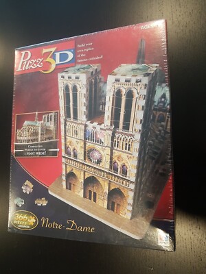 Hasbro Puzz 3D Notre Dame Famous Cathedral 366 Pieces New Sealed in Box