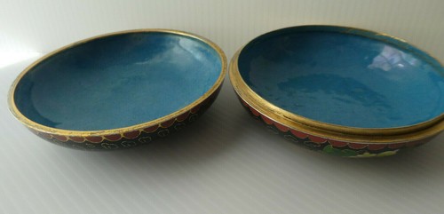 Vintage Chinese Cloisonne Enamel Floral Design Trinket Box with Lid - Picture 5 of 9
