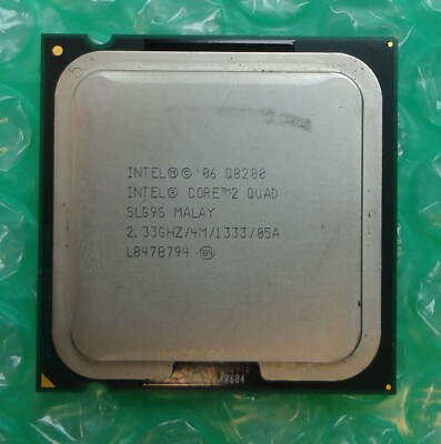 Intel Core 2 Quad Q8200 SLG9S 2,33GHz 4M 1333 Sockel 775 Prozessor / CPU