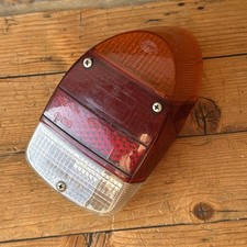 VW Käfer 1302 Rücklicht mit Rückwärtsfahrlicht und 3 Schrauben und Trennbleche