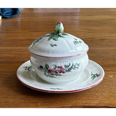 KELLER GUERIN LUNEVILLE OLD STRASBOURG FAIENCE BOWL & LID ATTACHED UNDERPLATE