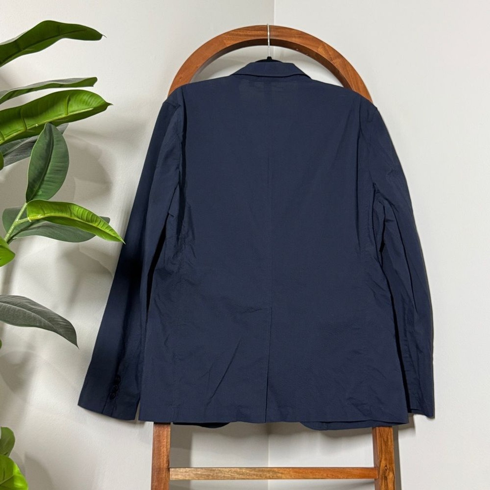 Uniqlo MEDIUM Slim Fit Navy Blue Textured Lightweight Blazer Jacket