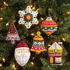 Bucilla Santa's Nordic Felt Sequin Kit