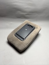 95-98 Chevrolet Silverado Gmc Sierra Suv Center Console Arm Rest Jump Seat Beige 95-98 Chevrolet Silverado Gmc Sierra Suv Center Console Arm Rest Jump Seat Beige
