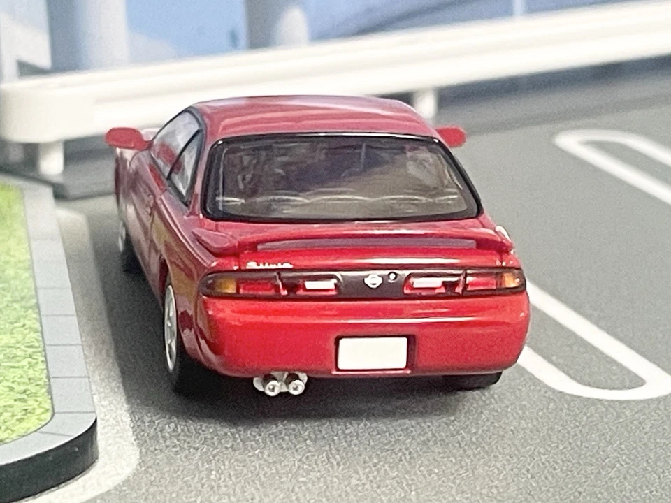 TOMYTEC Tomicarama Vintage 1/64 Daikoku Parking Area Mat A Nissan Silvia Q's S14 - Image 4 of 4