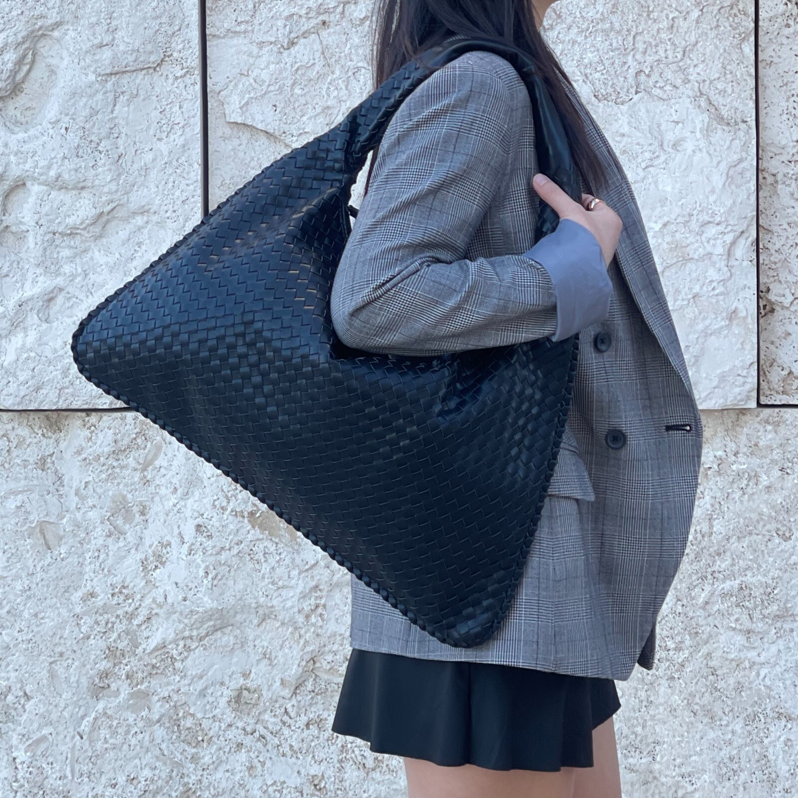 Nuevo con etiquetas Bolso de Hombro Hobo de Cuero Vegano Tejido, Bolso Hobo Grande Trenzado Regalos