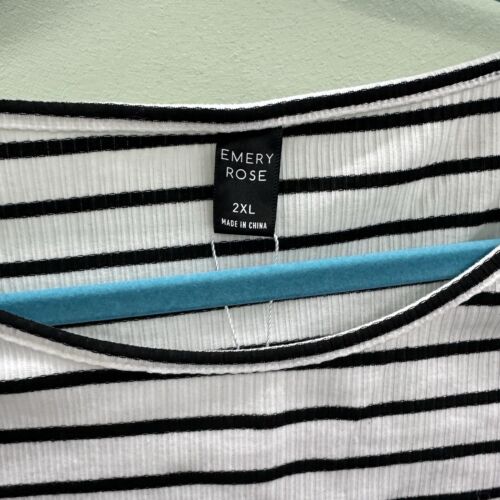 Nwt Emery Rose White Striped Cropped Jersey Top Plus Size 2XL - Picture 3 of 4
