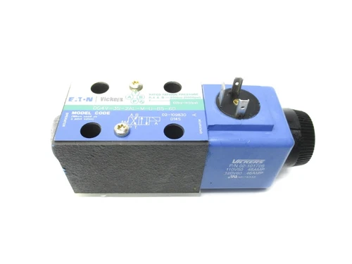 VICKERS DG4V3S2ALMUB560 02-101726 1450PSI 110/120V .46/.48A NSNP