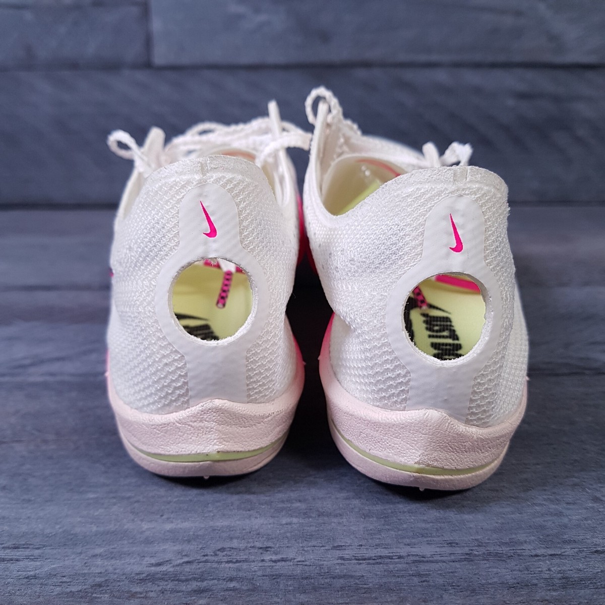 Nike ZoomX スパイクシューズ ホワイト/ピンク Amazon.com | Nike Men's ZoomX Dragonfly Track & Field