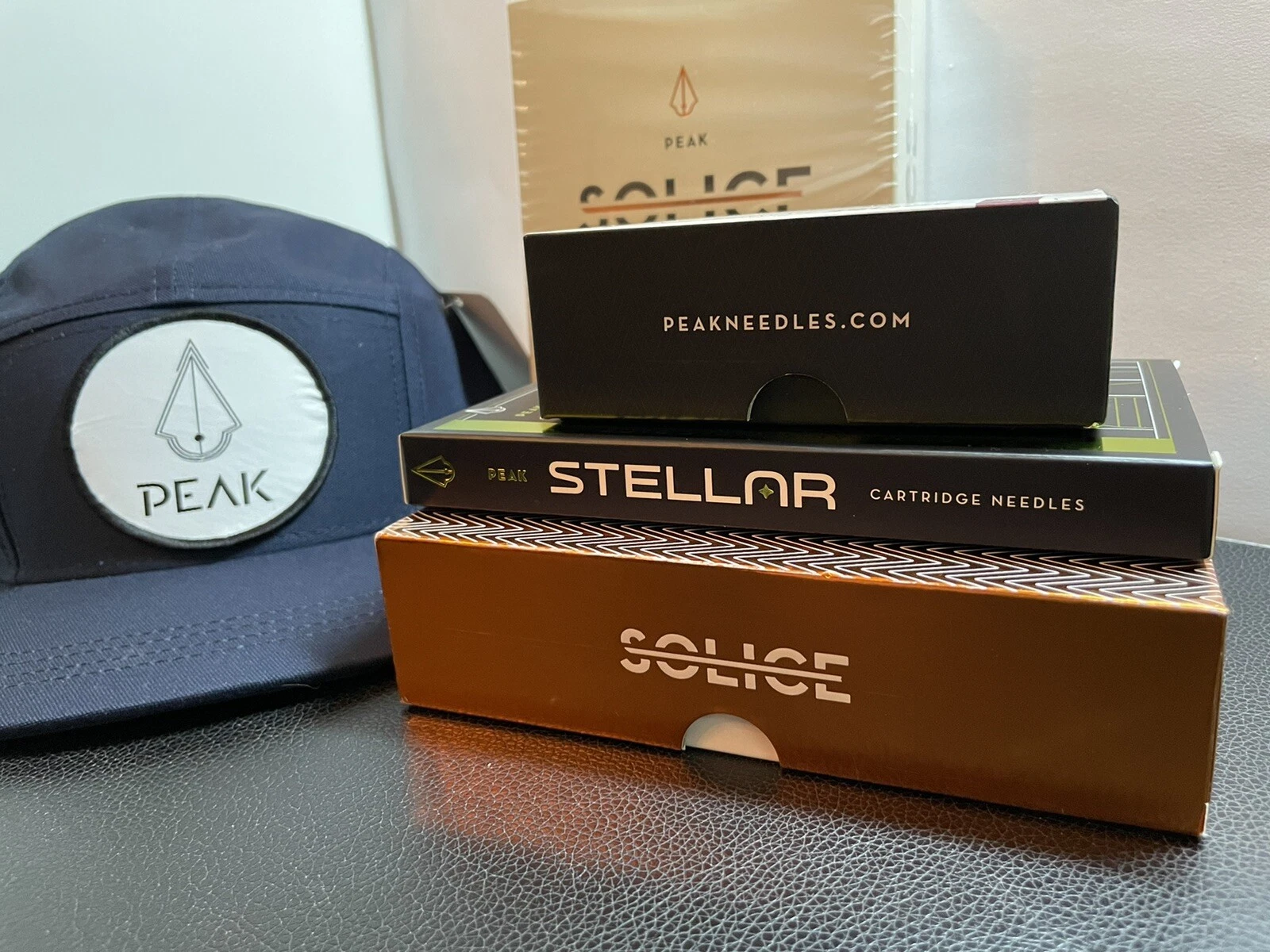 PEAK Solice Wireless Tattoo Pen Machine Bundle image 2