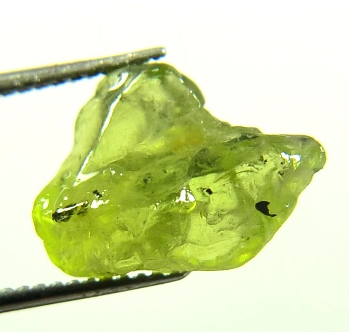 PERIDOT ROUGH FACET GEM GEMSTONE LIME GREEN VIETNAM GENUINE NATURAL 4.45CT NICE - Image 2 of 4