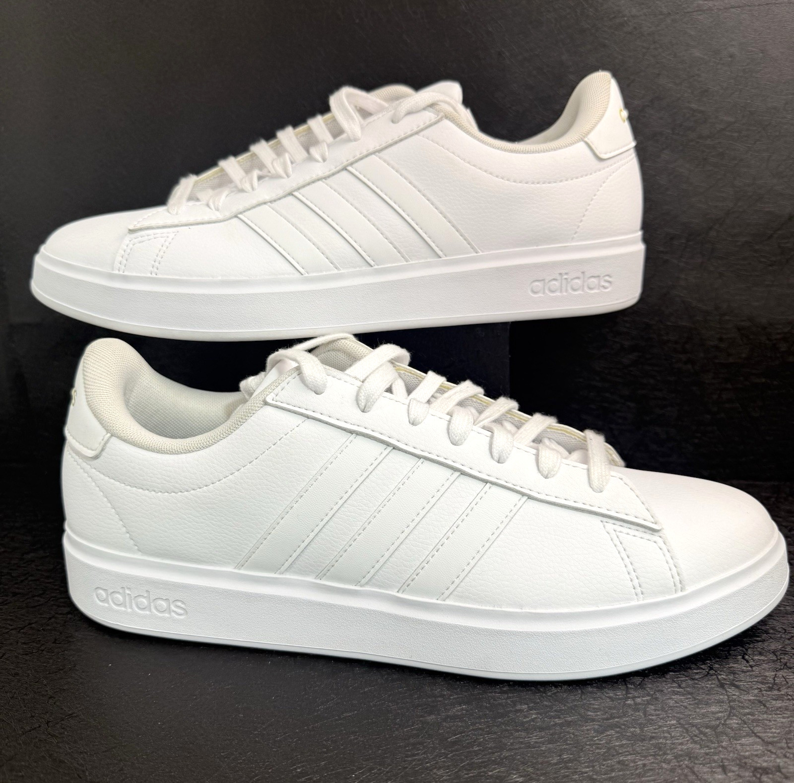 White W/gold Metallic Women's Size 11