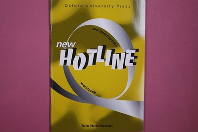 264854 Tom Hutchinson NEW HOTLINE PRE-INTERMEDIATE. WORKBOOK