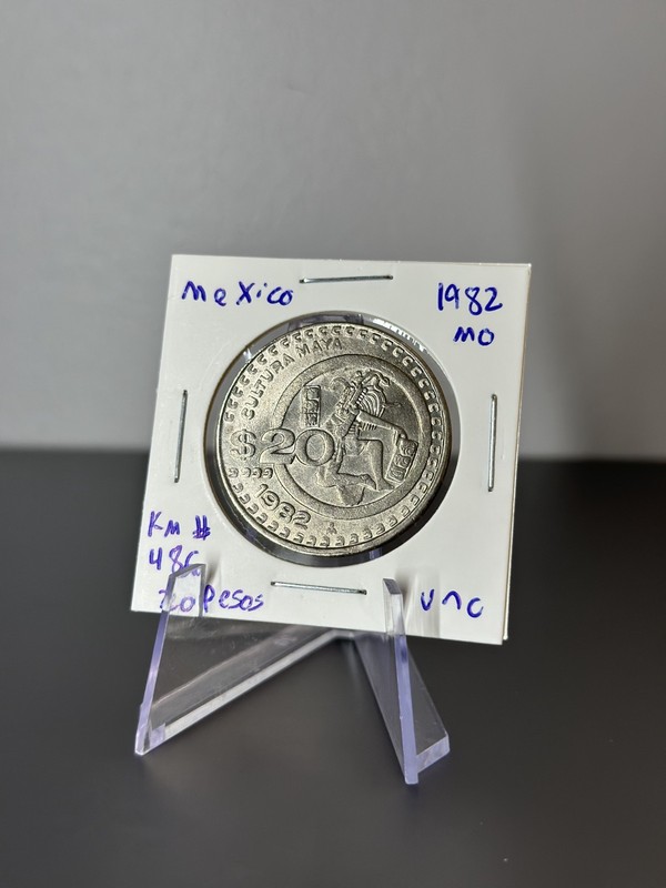 1982 Mexico 20 Pesos Mayan Culture Maya Ball Player UNC Copper-Nickel KM# 486