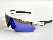 Oakley Radar EV Patn OO9208 Sunglasses white Frame Black Foot Blue Polarization
