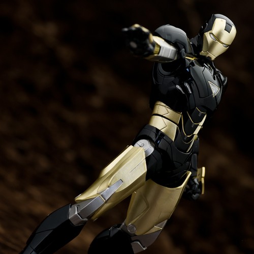 BANDAI S.H.Figuarts IRONMAN MARK VI 6 BLACK GOLD version TAMASHII NATION 2013 - Picture 3 of 9