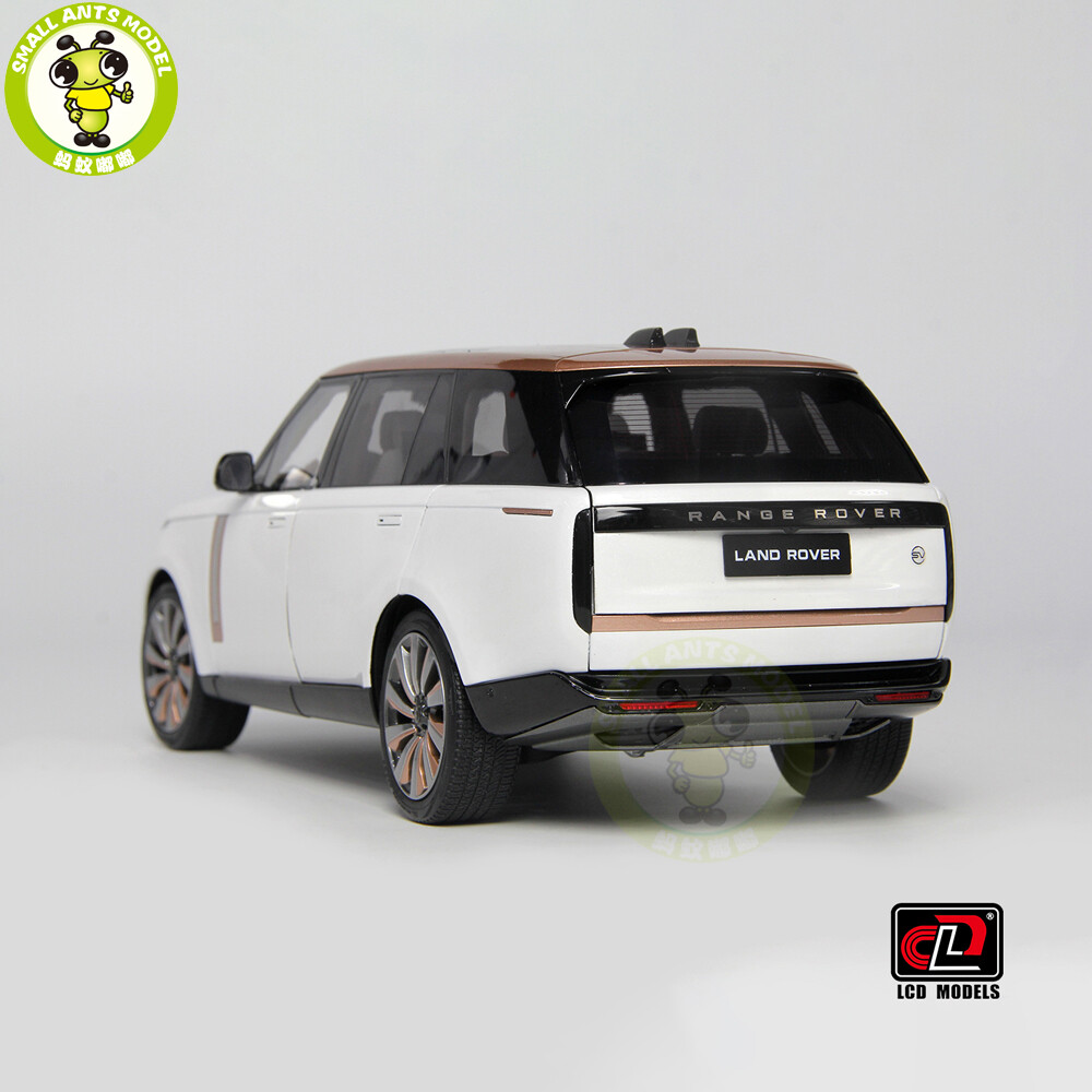 1/18 LCD Land Rover Range Rover SVA 2022 White/Gold Diecast Model