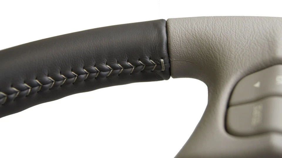 Volante Buick Rendezvous 2002-2003 couro cinza dois tons com interruptores de áudio - Imagem 3 de 4