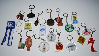 Lot of 19 Alcohol Advertising Keychains SEAGRAMS, J&B, JIM BEAM, BEEFEATER, BUD