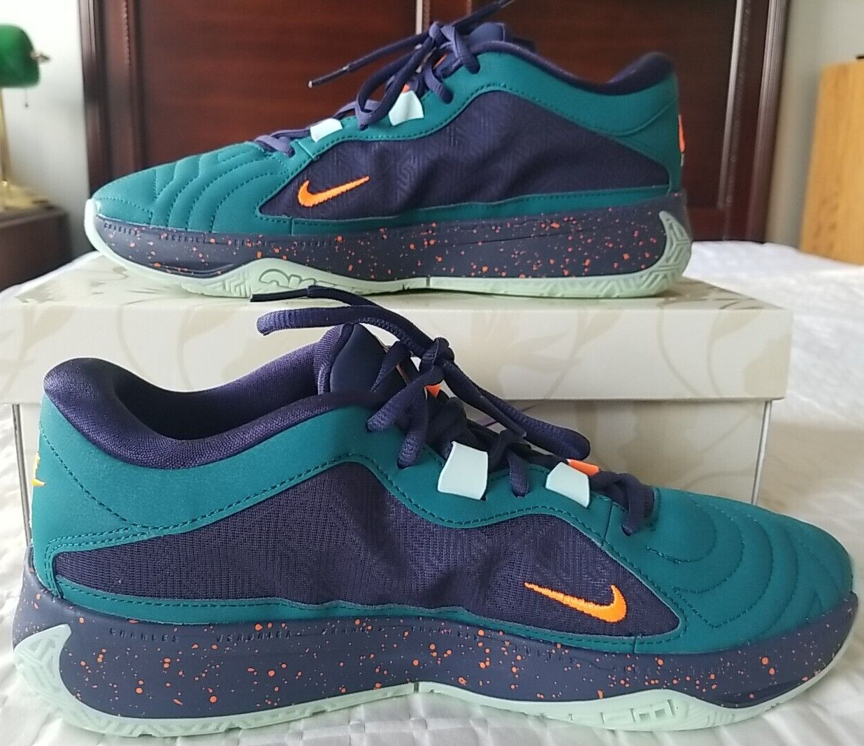 Men&rsquo;s 10 New
