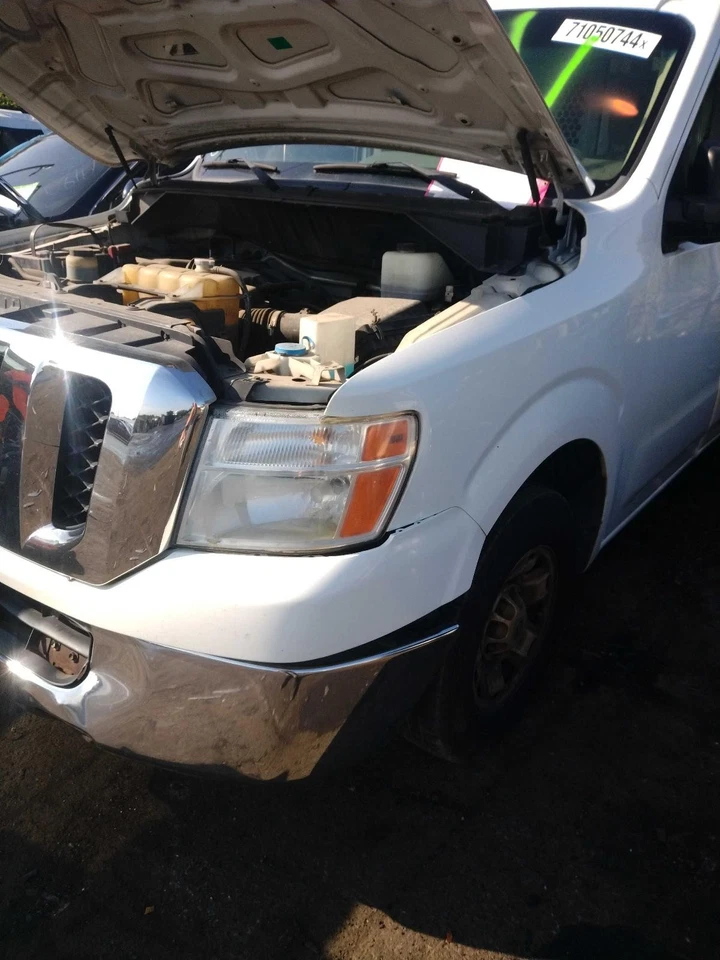 2013 Nissan NV2500 White Seat Belt OEM Used 868851PG1A 180K Miles - Изображение 3 из 4