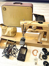Singer 401G Electric Sewing Machine Free Arm w/ Case, Foot Pedal & Accessories
